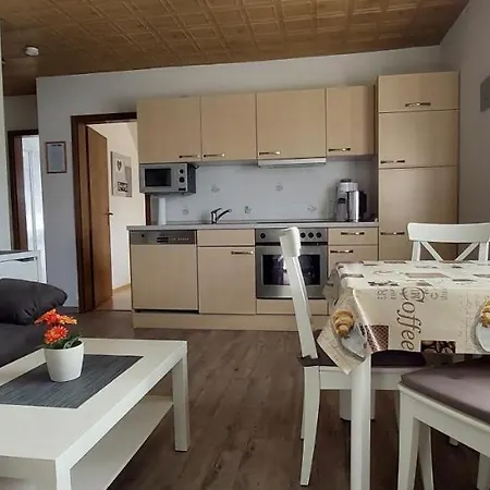 Mona Apartment *